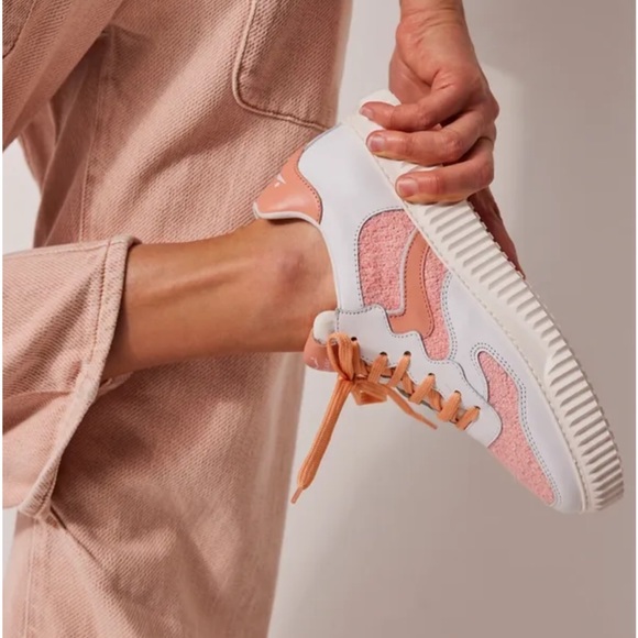 New Voile Blanche Free People Laura 5, 6, 7 White Leather Terry Low Top LaceUp - Picture 3 of 6